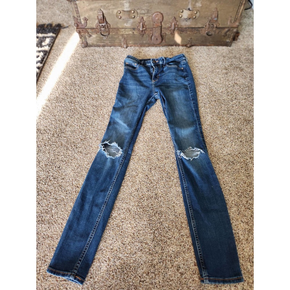 Hollister 1R